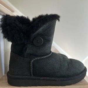 UGG  youth girls black boots size 13 little girls